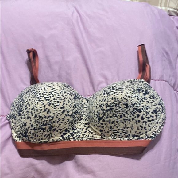 Cacique Other - Cacique Wirefree Bra with Pink Accents
